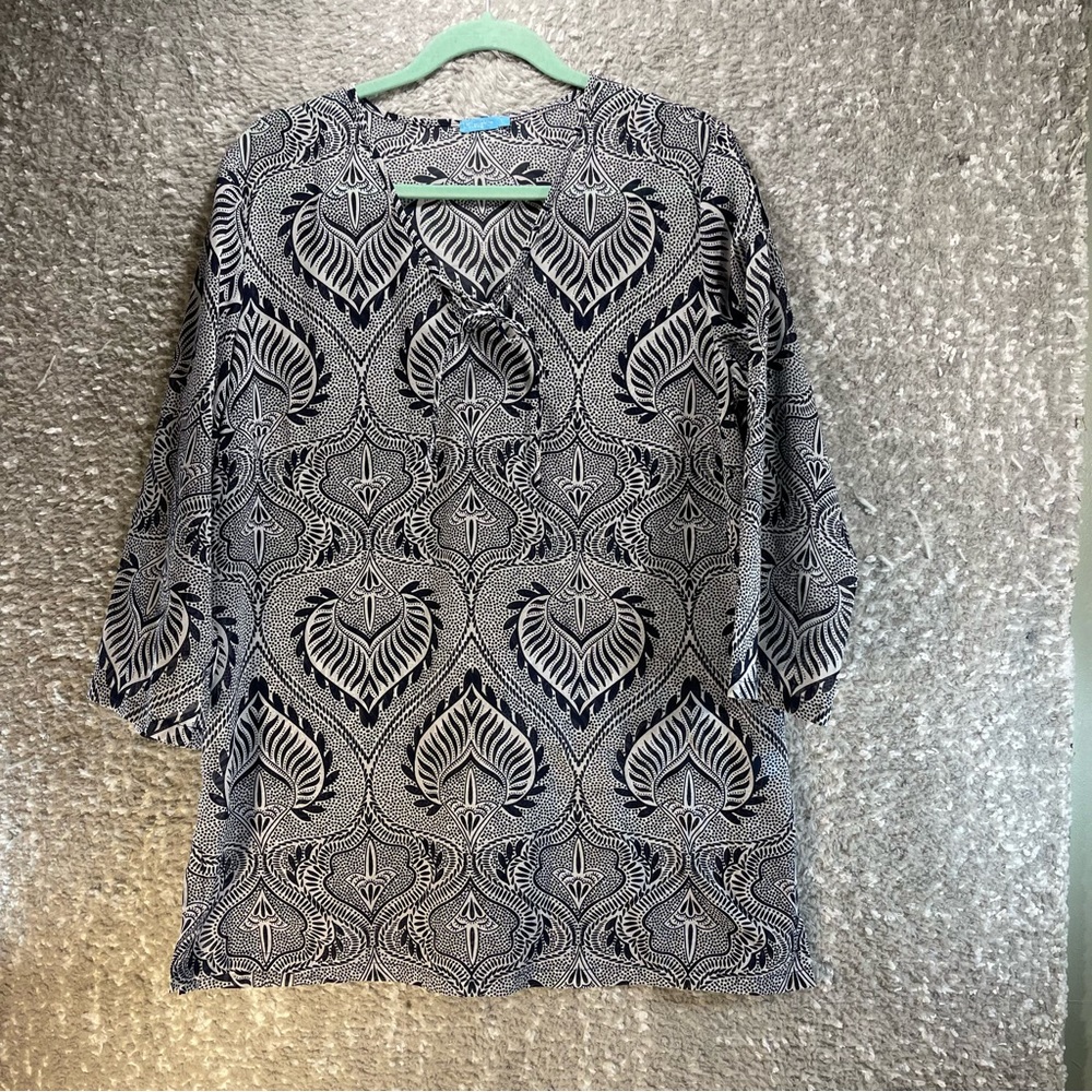 J. McLaughlin Size Large Black‎ And White Paisley Tunic V-neck 3/4 Sleeve